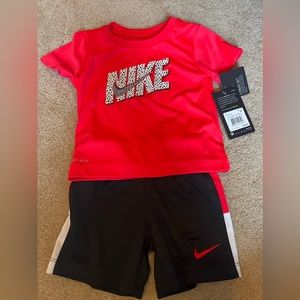 Nike 2 pc short set. Coral/Black